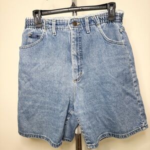 Lee Shorts High Rise Elastic Waist Mom Shorts Light Wash Denim vintage style